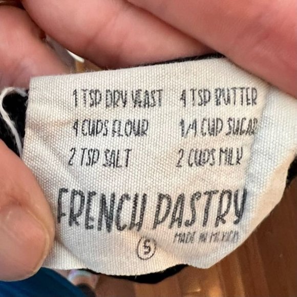 French Pastry Black White Limited Edition Crop Top Women's Size Small S - Picture 5 of 6